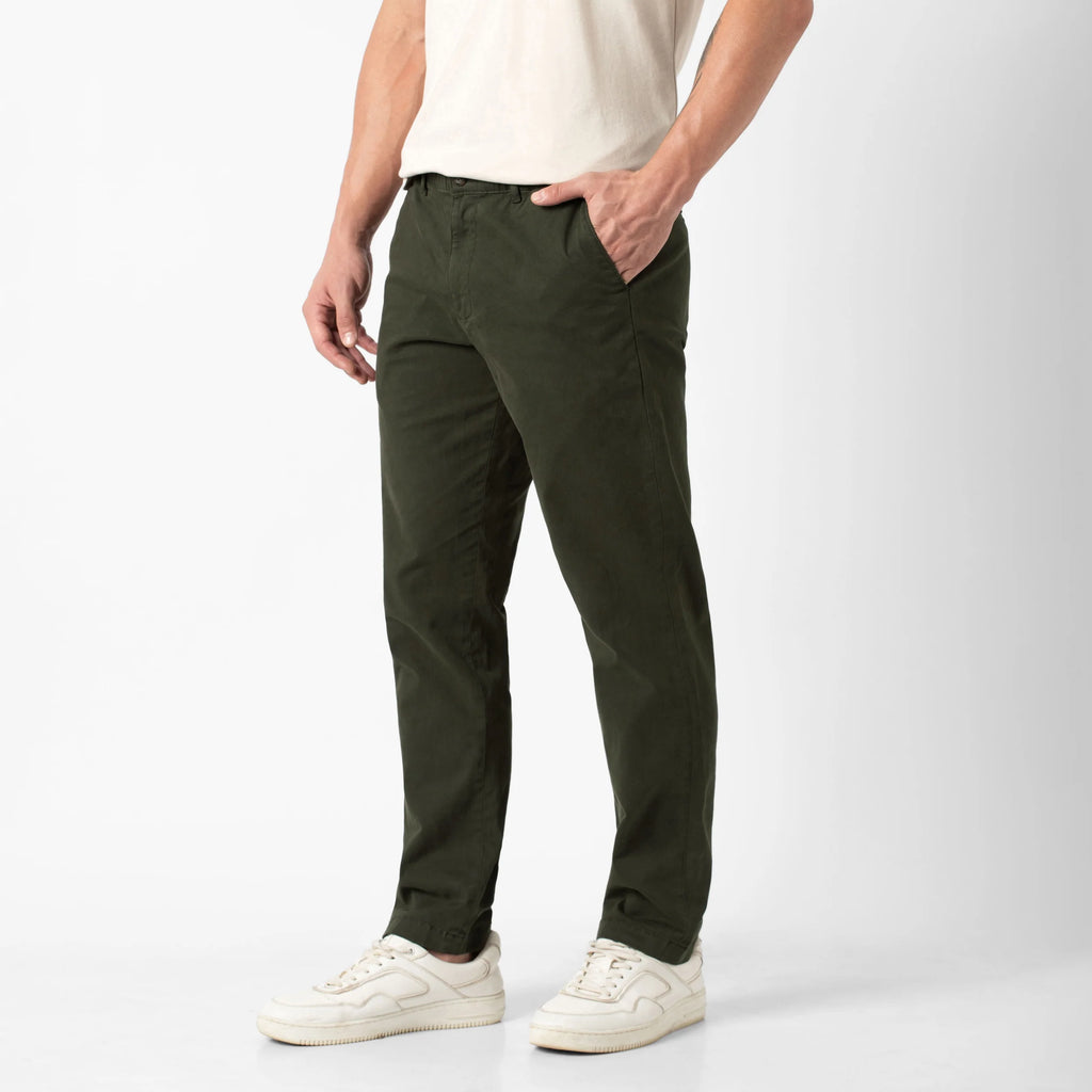 Relaxed Stretch Chino Pant